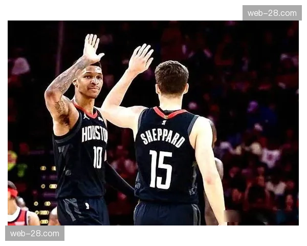 火箭首发阵容进攻效率84.0全联盟第一 压卫冕冠军掘金